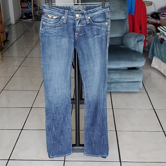 Robin's jean - Picture 2 of 11